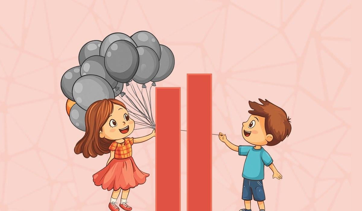 เด็กชายถือลูกบอลสีส้ม / ภาพต่อกันพร้อมรูปถ่าย Moje