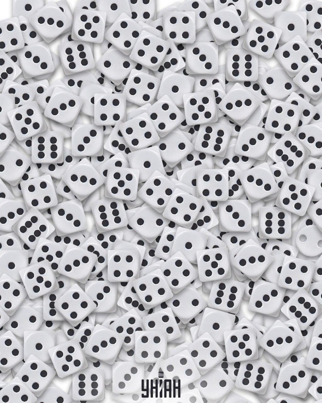 เราจำเป็นต้องค้นหาปุ่มให้ทันเวลา / ภาพตัดปะ Moje